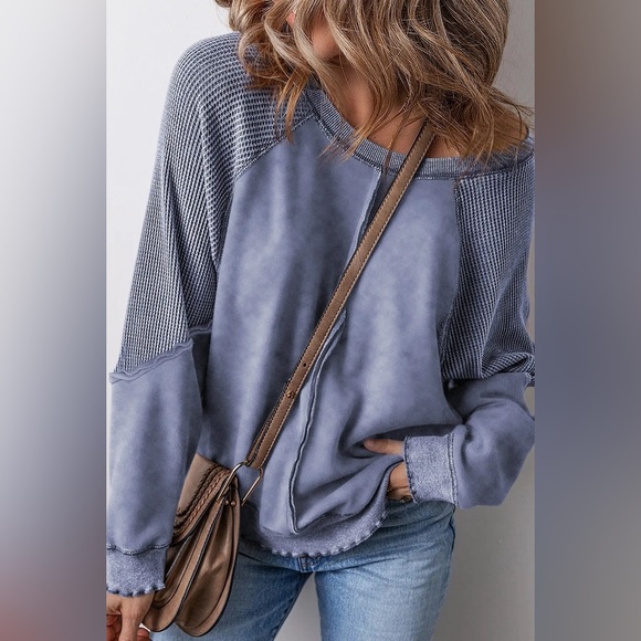 Exposed Seam Long Sleeve Sweatshirt - Picture 11 of 14